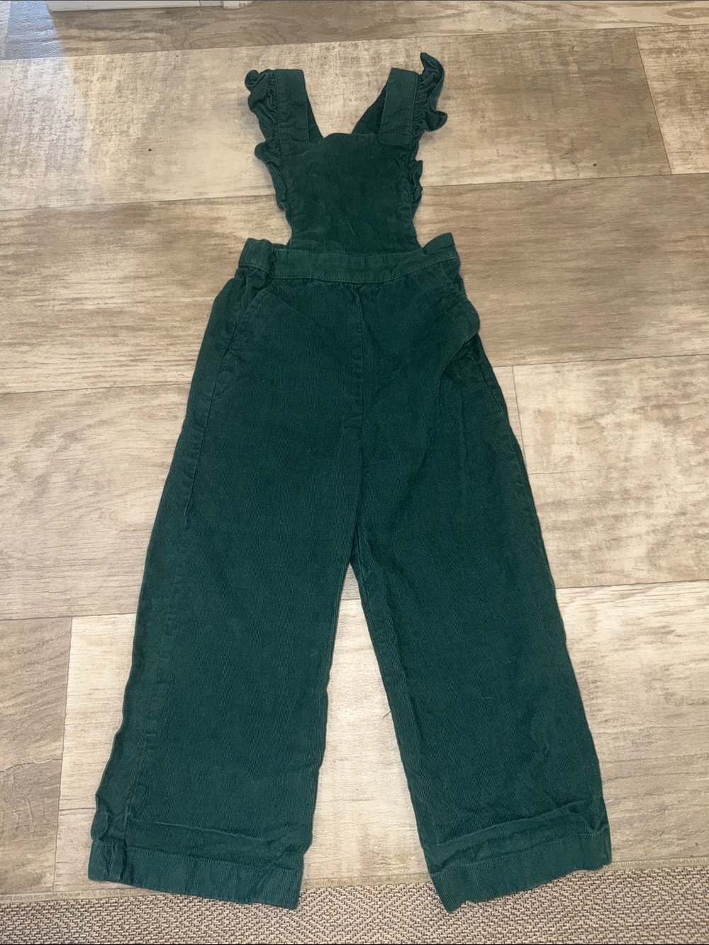 Hanna Andersson Deep Green Corduroy Ruffle-Strap Overalls